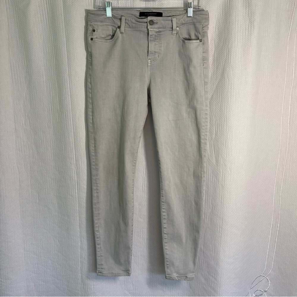 Liverpool Women's Light Gray Skinny Jeans size 10